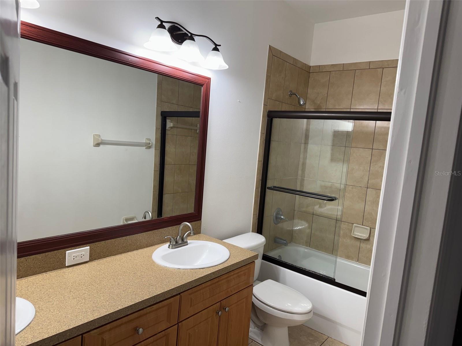7202 N GLEN AVE, TAMPA, FL, 33614