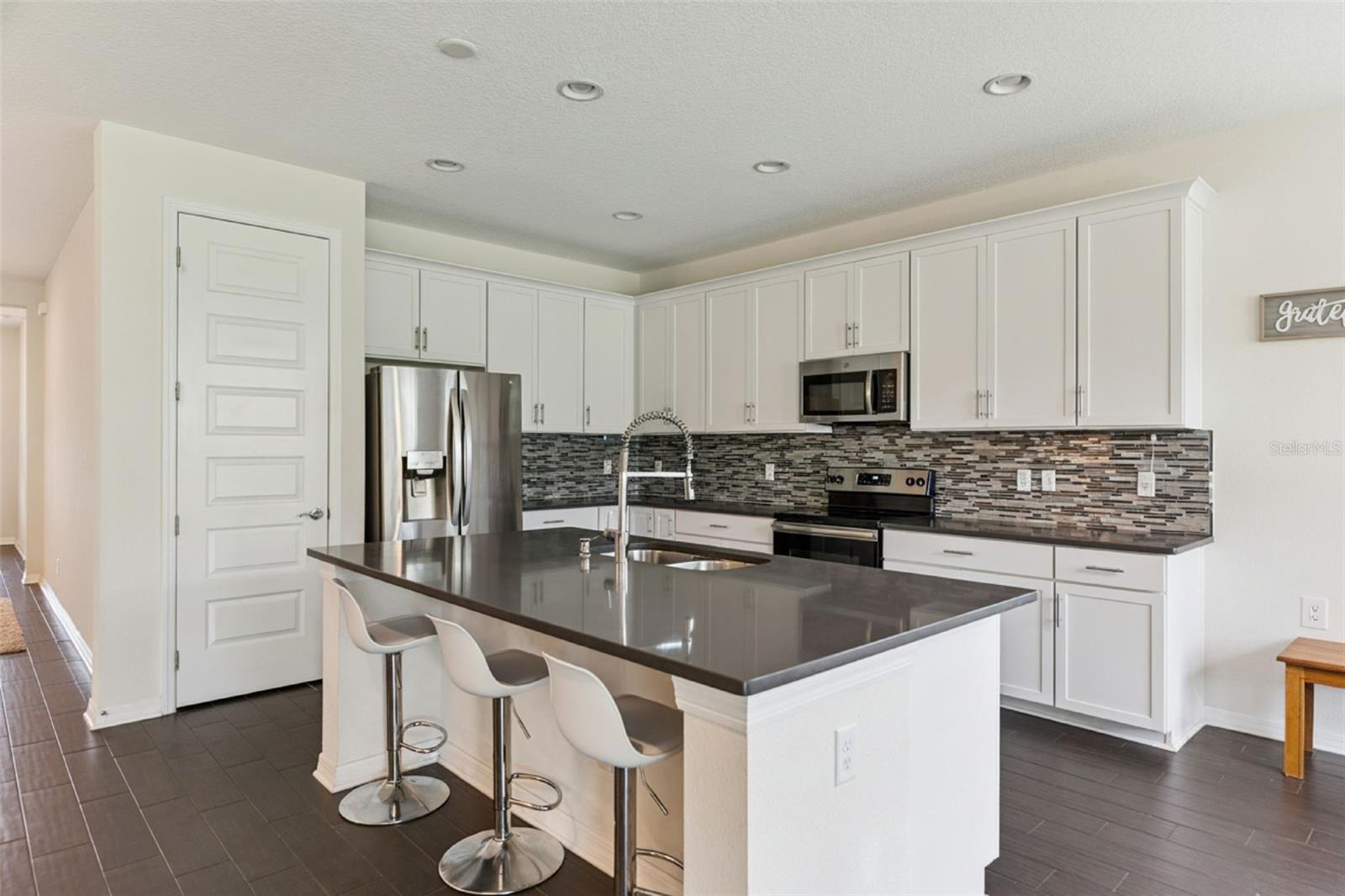 1734 VIA LAGO DR, LAKELAND, FL, 33810