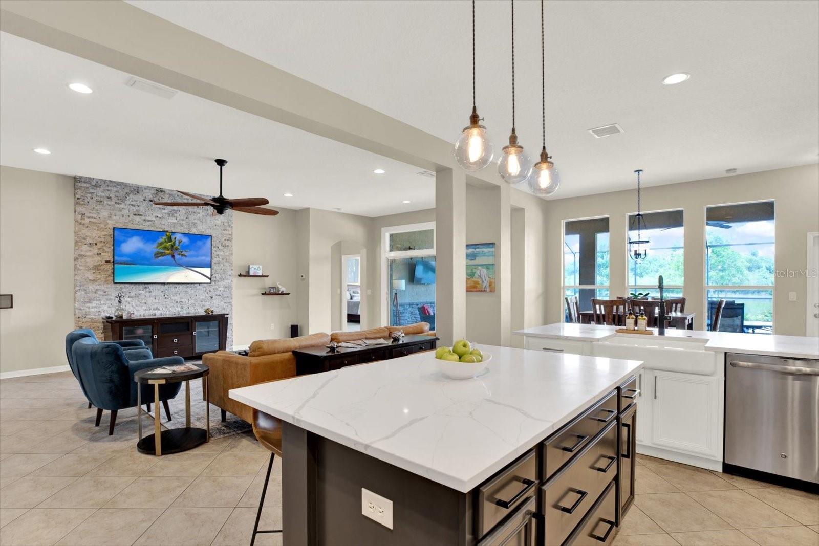 7518 AMBLESIDE DR, LAND O LAKES, FL, 34637
