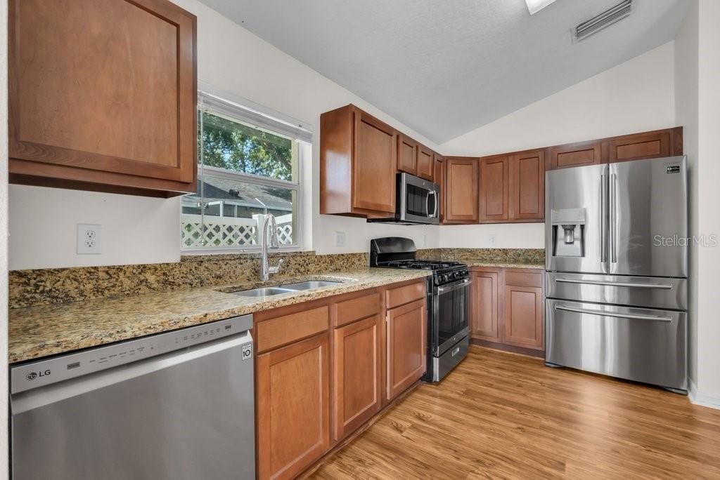17610 ESPRIT DR, TAMPA, FL, 33647