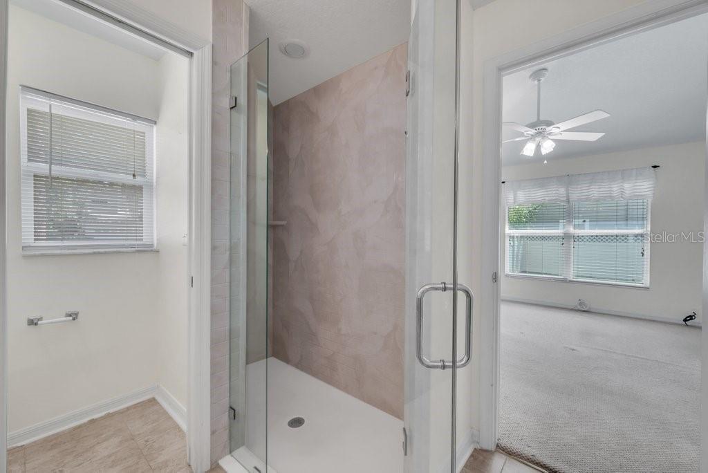 17610 ESPRIT DR, TAMPA, FL, 33647