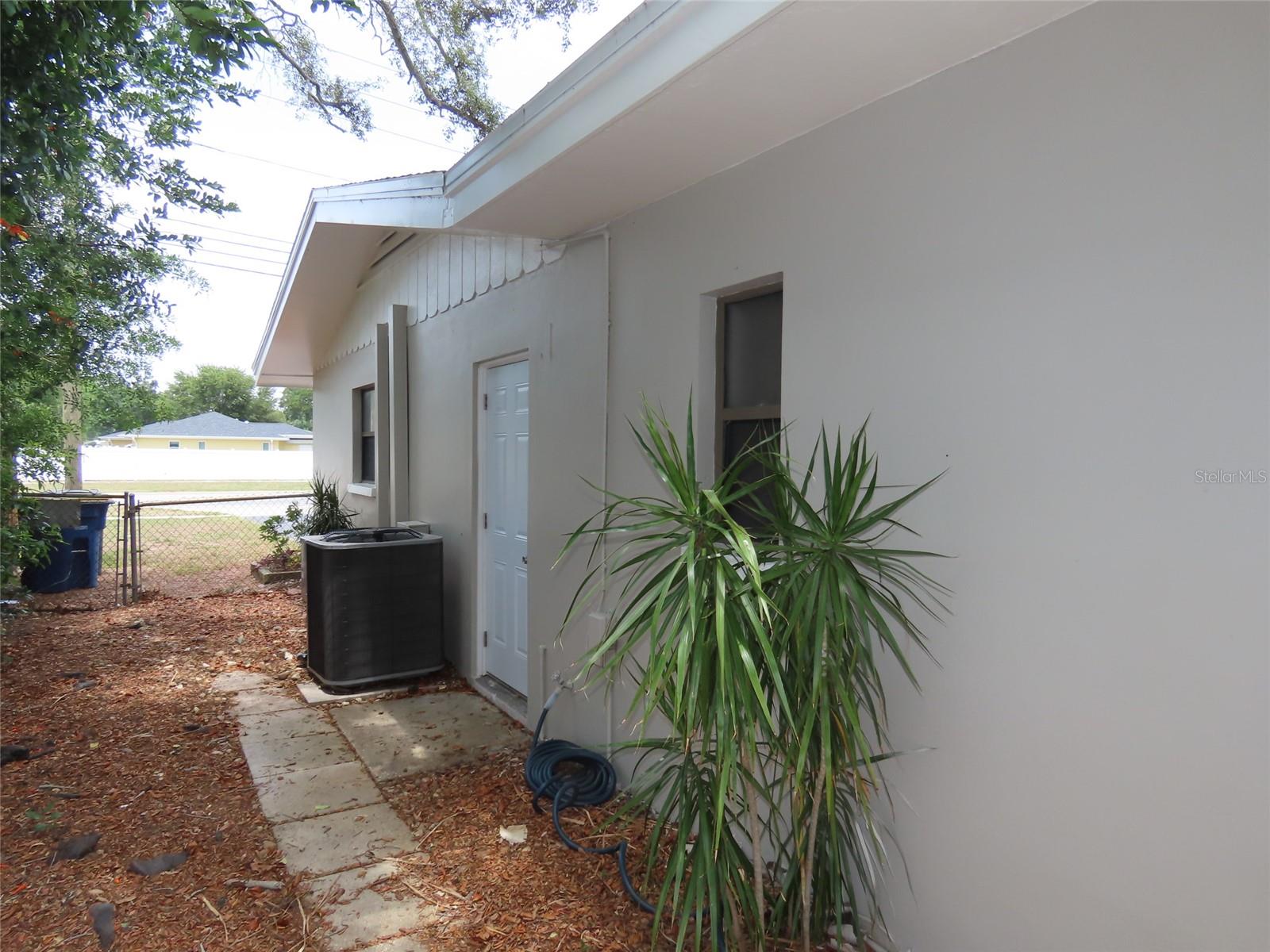 1743 SUNSET POINT RD, CLEARWATER, FL, 33755