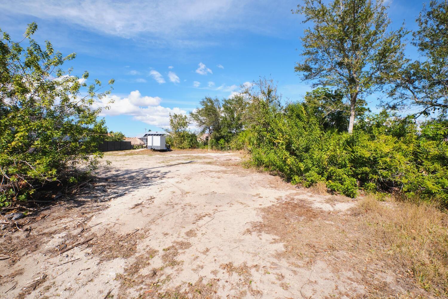 201 SW 40TH ST, CAPE CORAL, FL, 33914
