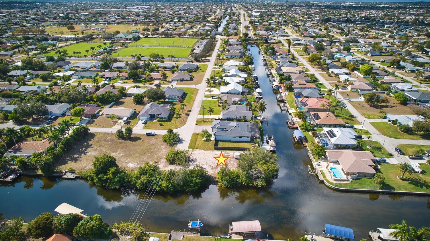 201 SW 40TH ST, CAPE CORAL, FL, 33914