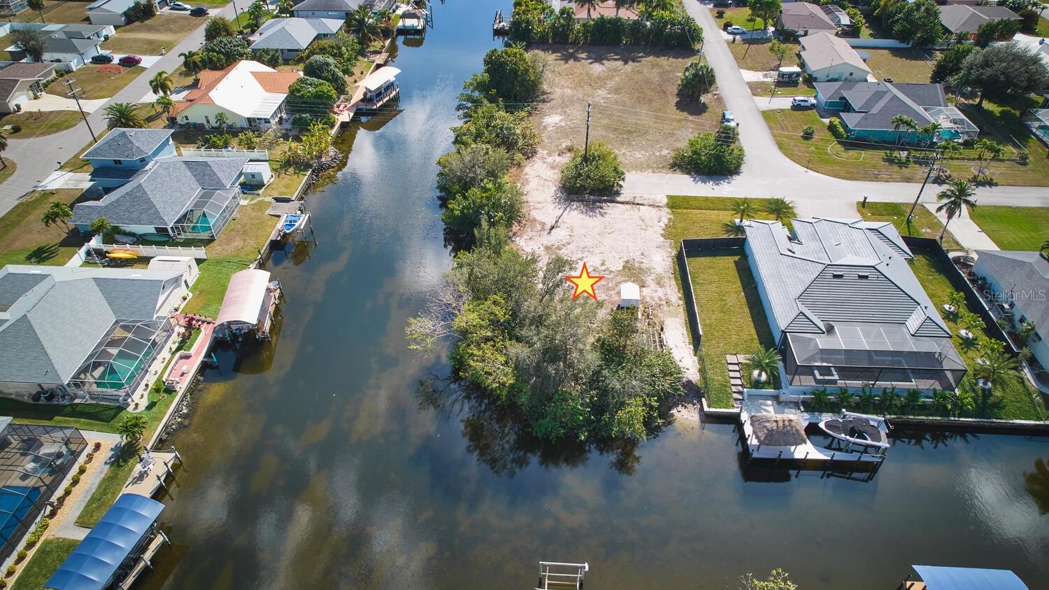 201 SW 40TH ST, CAPE CORAL, FL, 33914