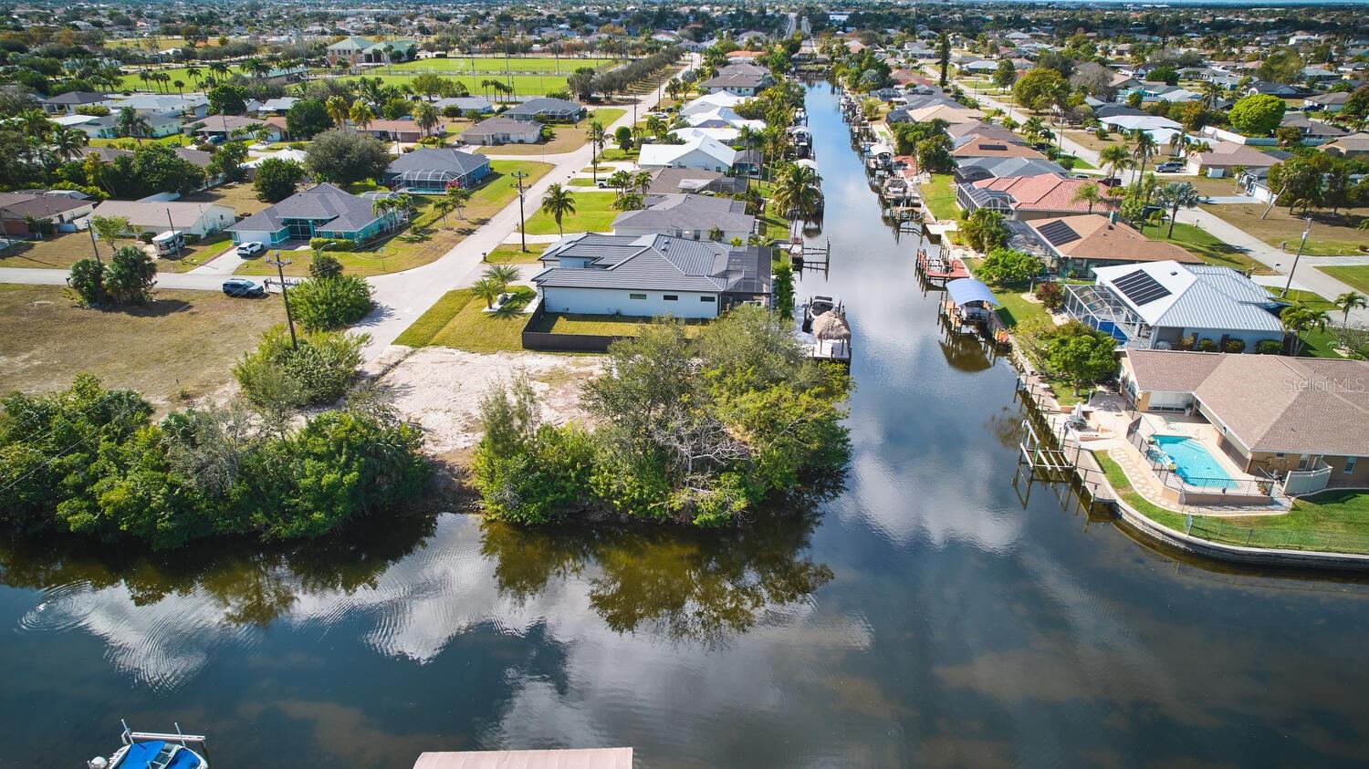 201 SW 40TH ST, CAPE CORAL, FL, 33914