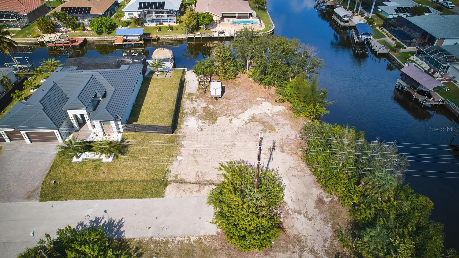 201 SW 40TH ST, CAPE CORAL, FL, 33914
