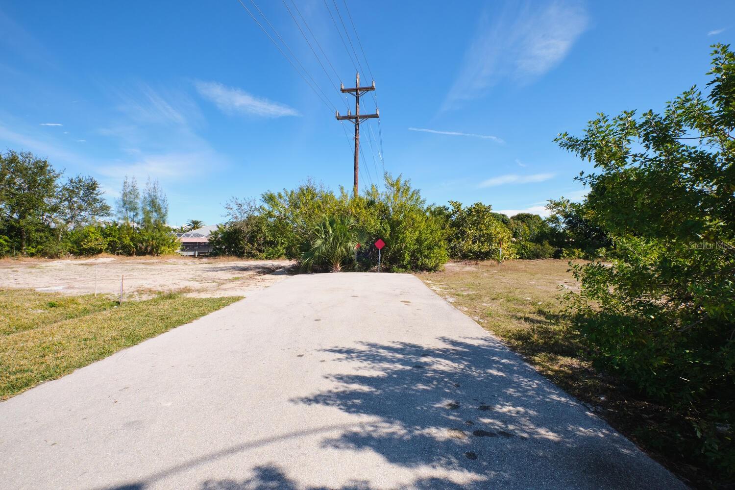 201 SW 40TH ST, CAPE CORAL, FL, 33914