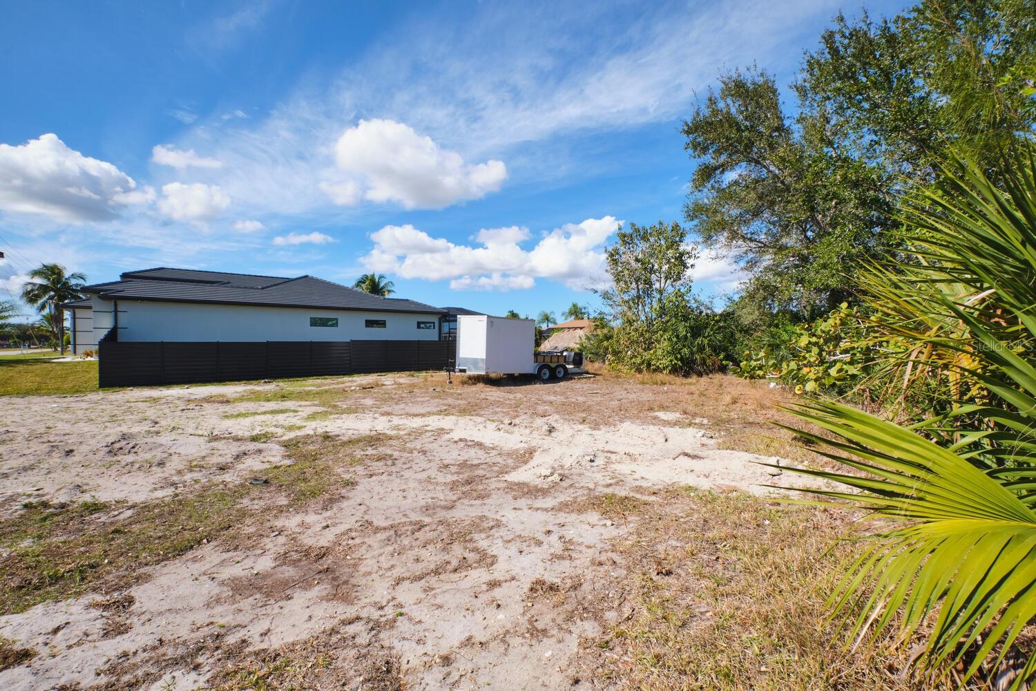 201 SW 40TH ST, CAPE CORAL, FL, 33914