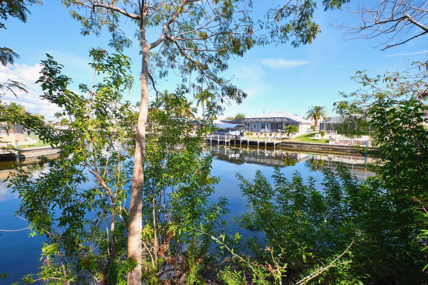 201 SW 40TH ST, CAPE CORAL, FL, 33914