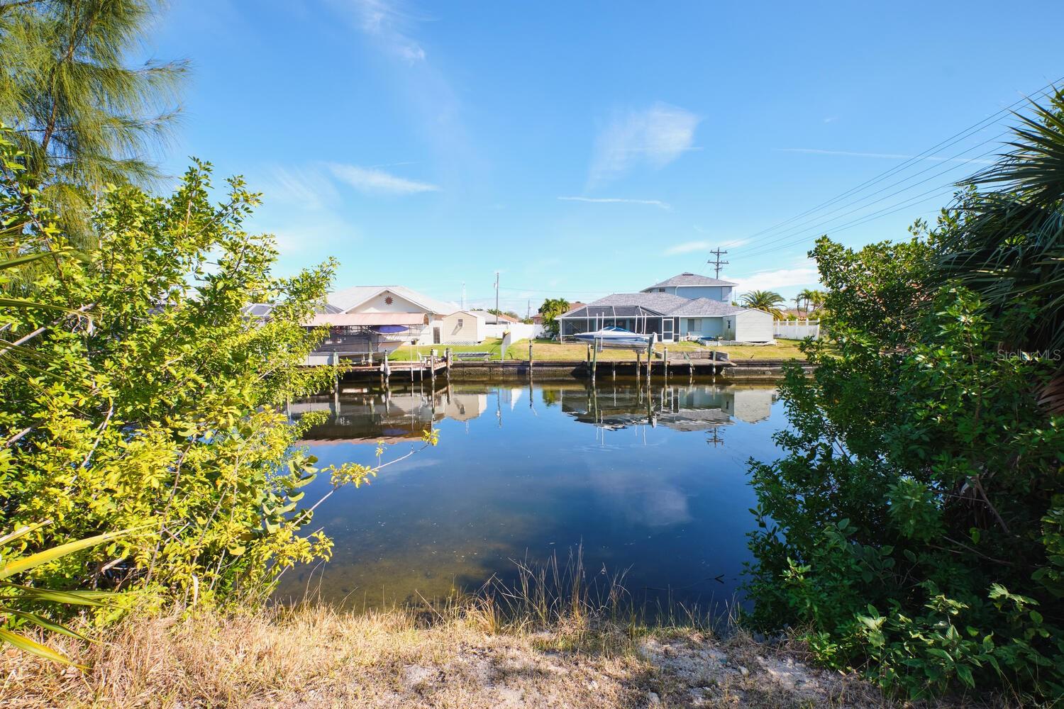201 SW 40TH ST, CAPE CORAL, FL, 33914