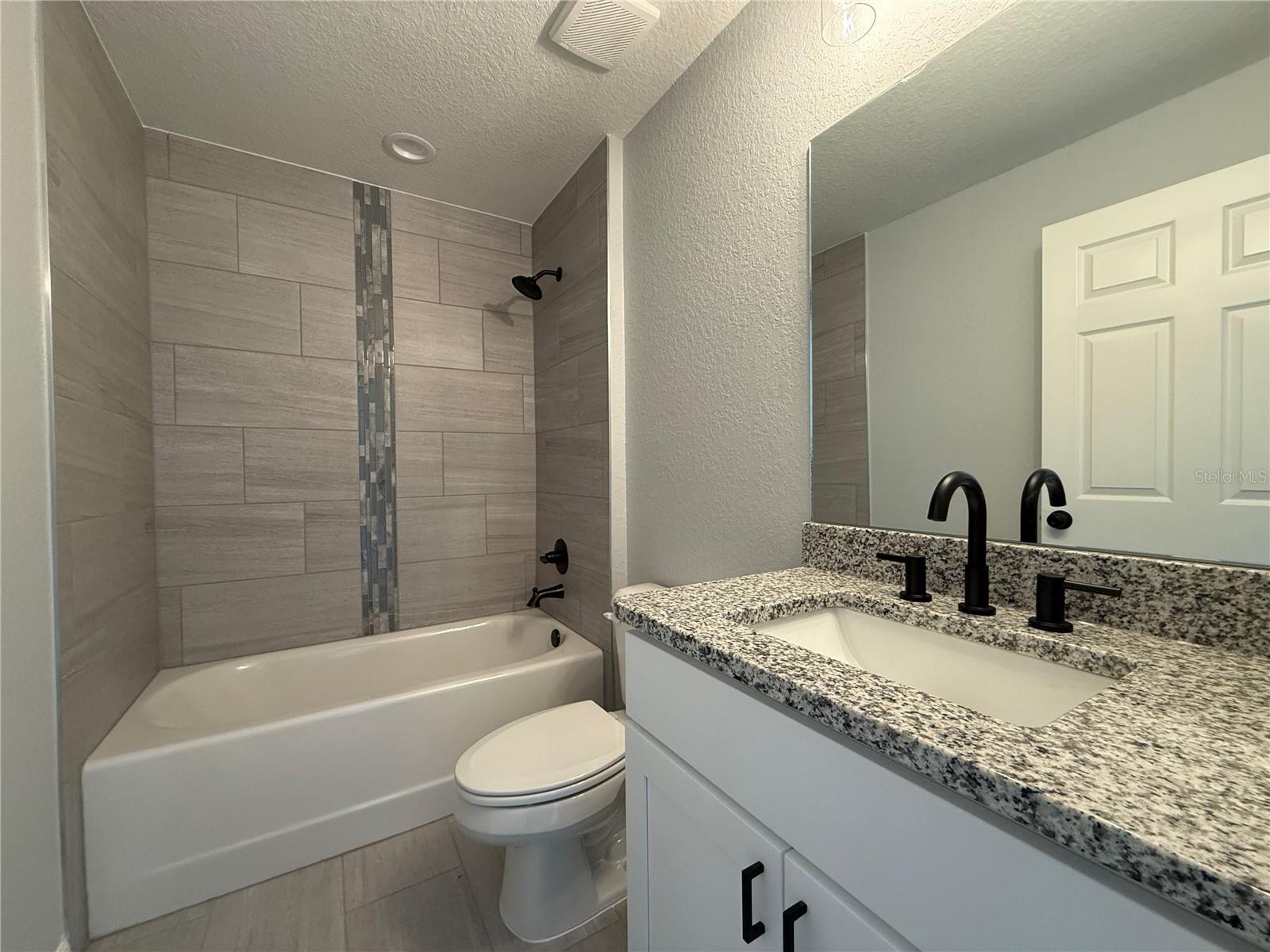3 GUAVA PLACE DR, OCKLAWAHA, FL, 32179