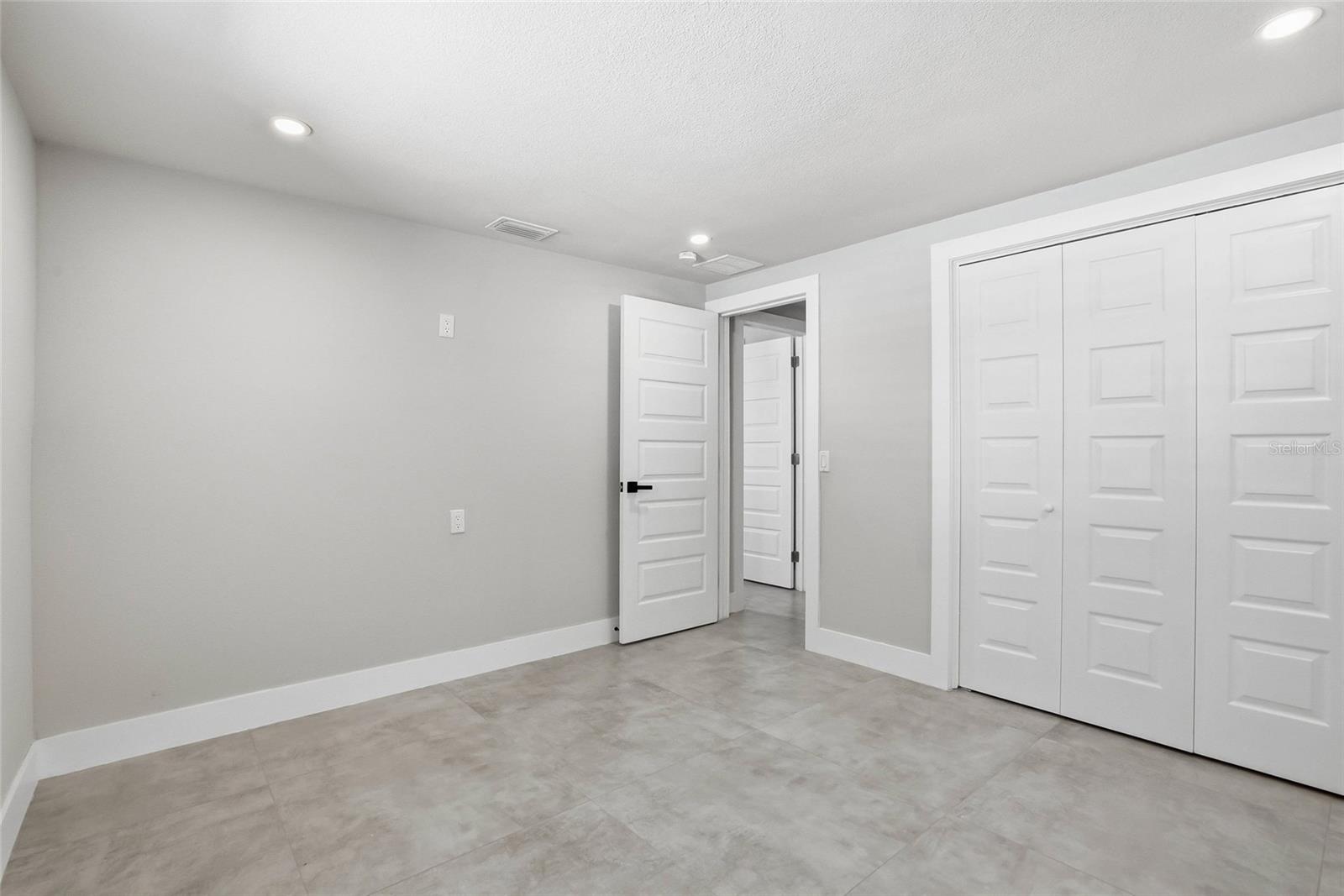 5153 BAY BLVD, PORT RICHEY, FL, 34668