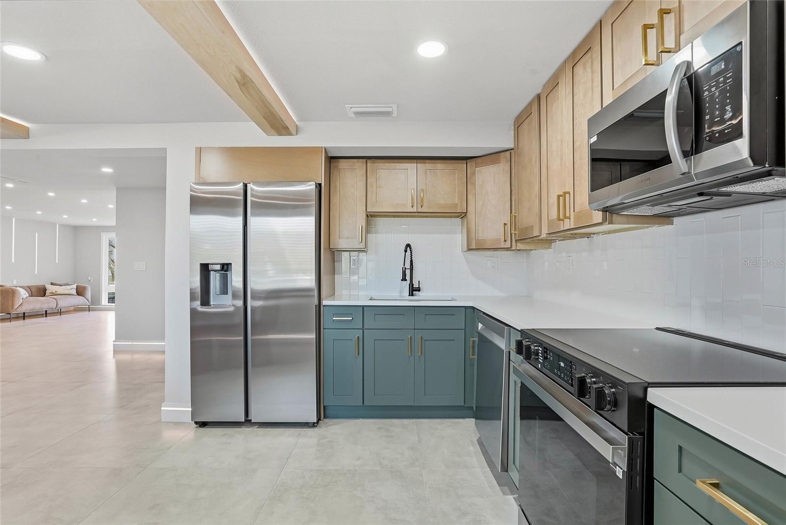 5153 BAY BLVD, PORT RICHEY, FL, 34668