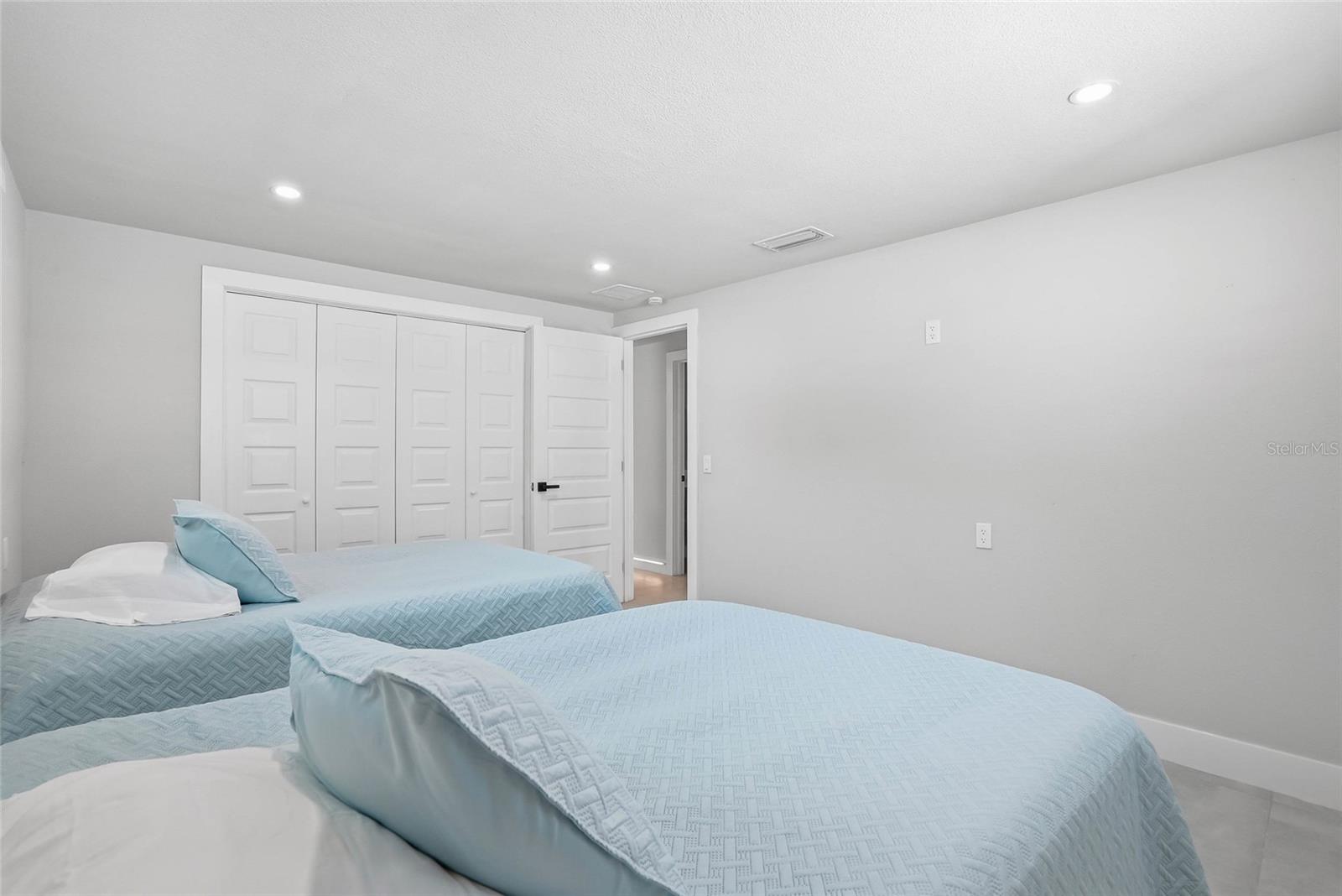 5153 BAY BLVD, PORT RICHEY, FL, 34668