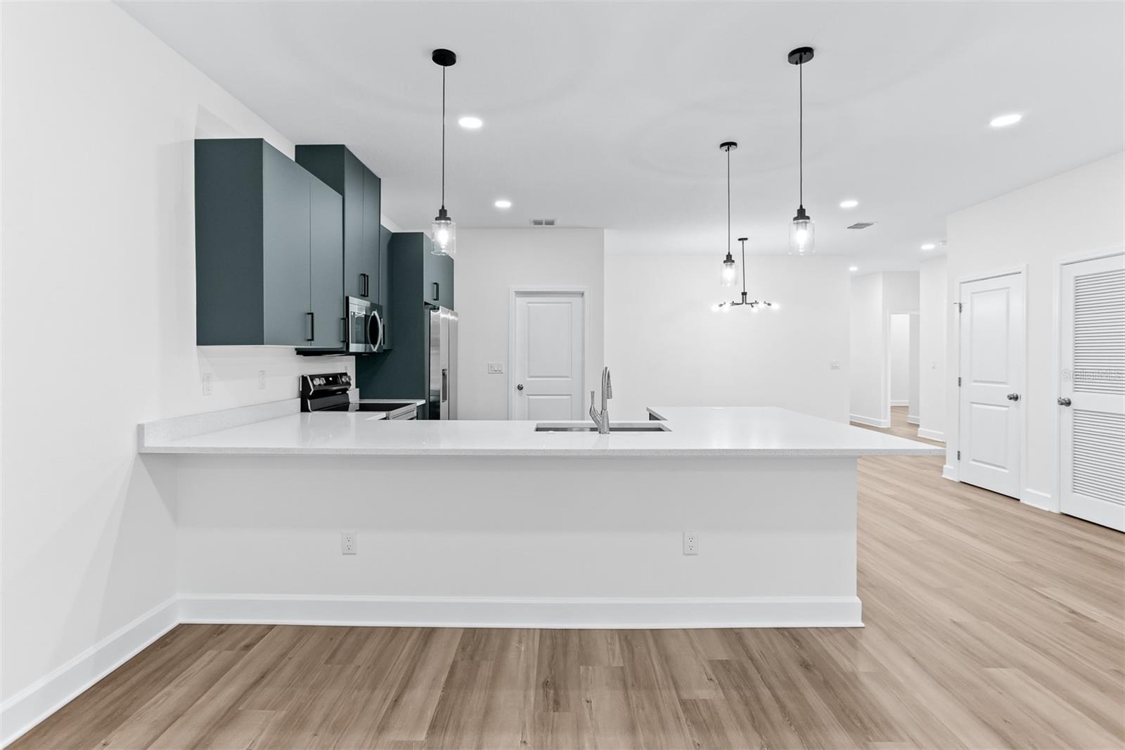 11421 & 11423 WELDON ST, SEFFNER, FL, 33584