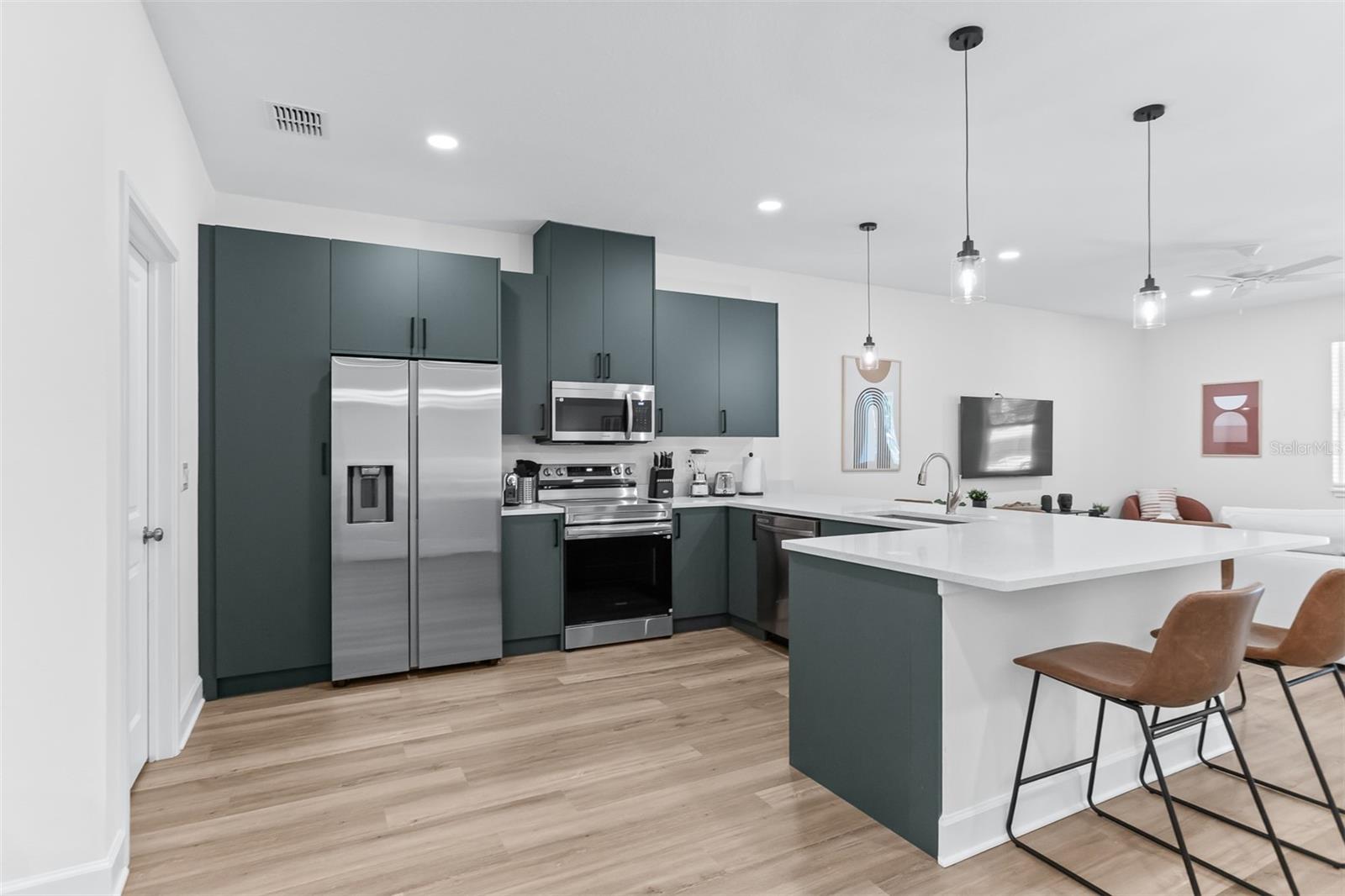 11421 & 11423 WELDON ST, SEFFNER, FL, 33584