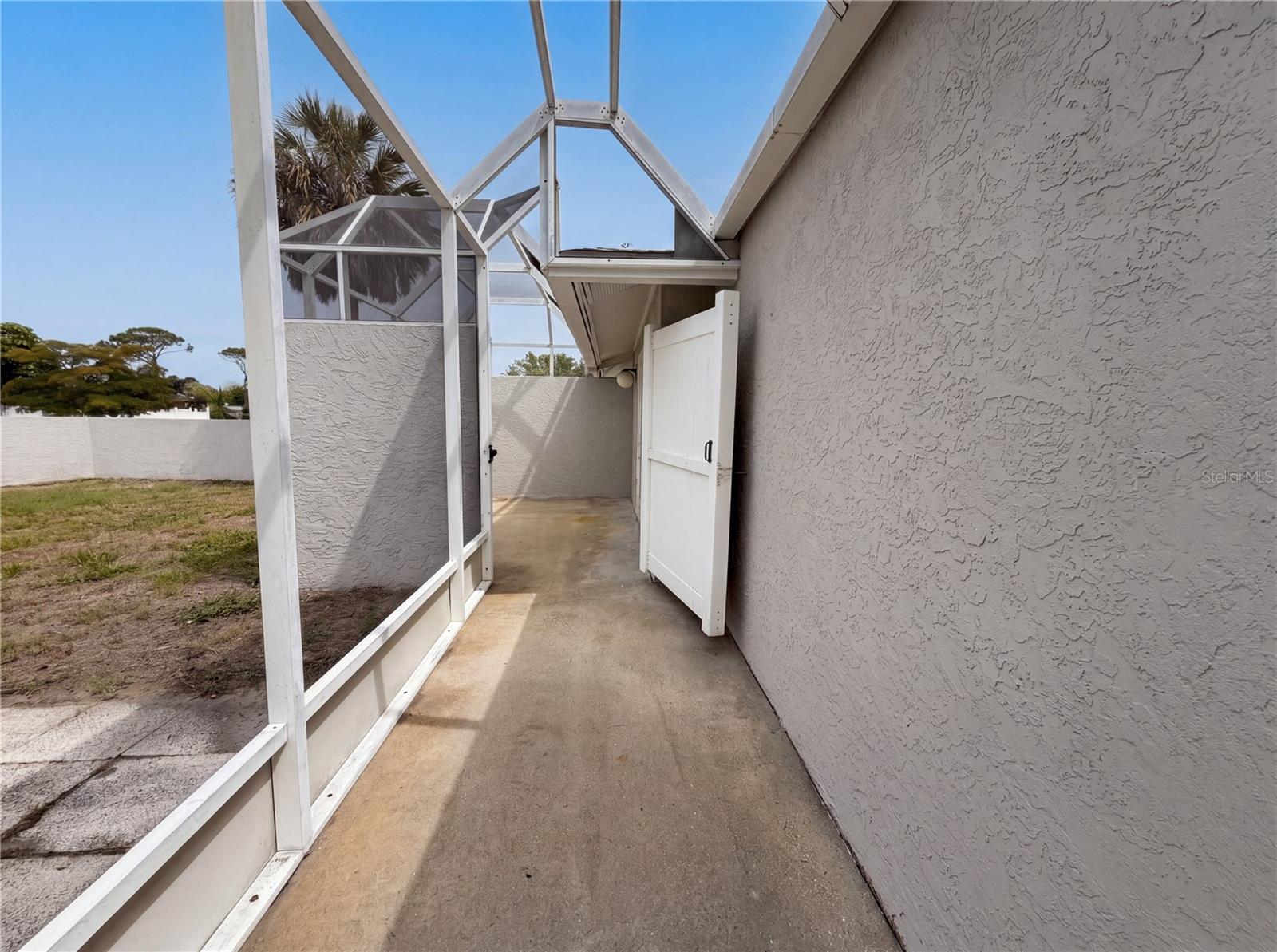 1301 LUCAYA AVE, VENICE, FL, 34285