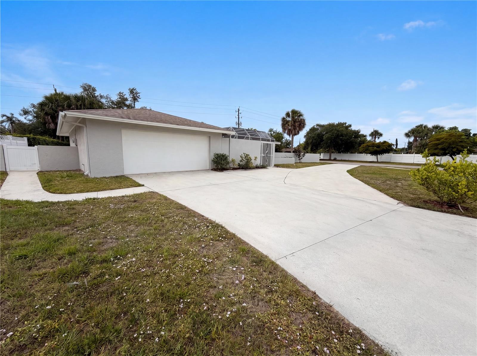1301 LUCAYA AVE, VENICE, FL, 34285