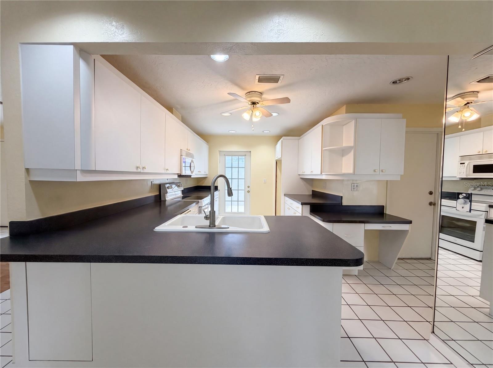1301 LUCAYA AVE, VENICE, FL, 34285