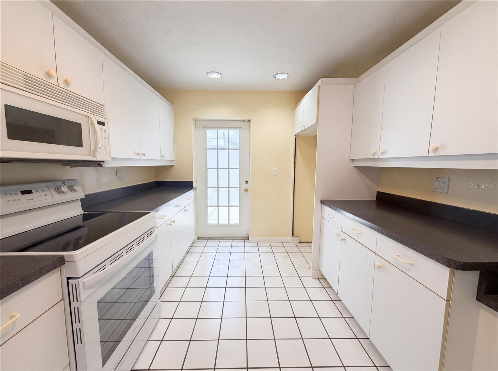 1301 LUCAYA AVE, VENICE, FL, 34285