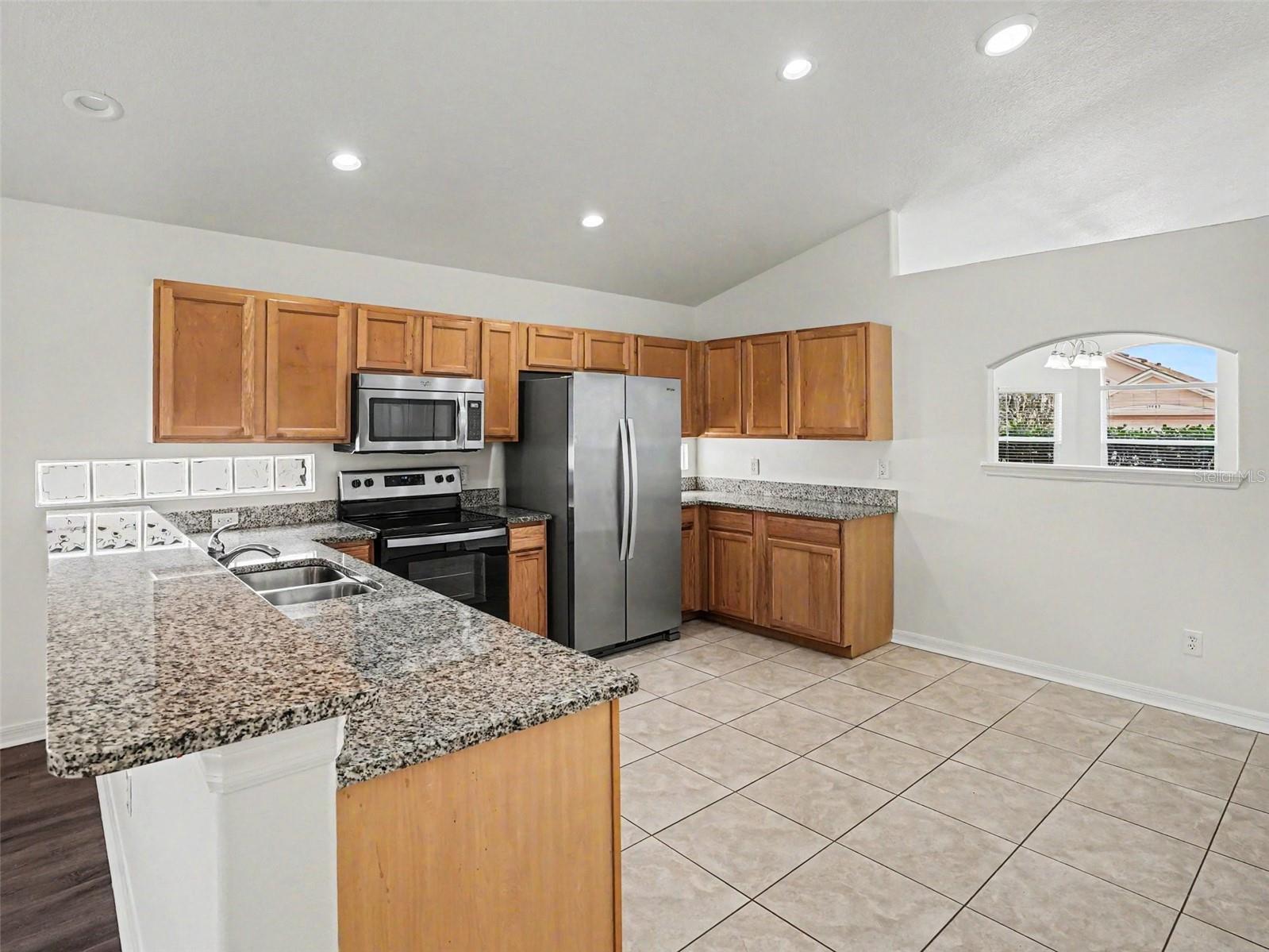 10748 FLYCAST CIR, ORLANDO, FL, 32825