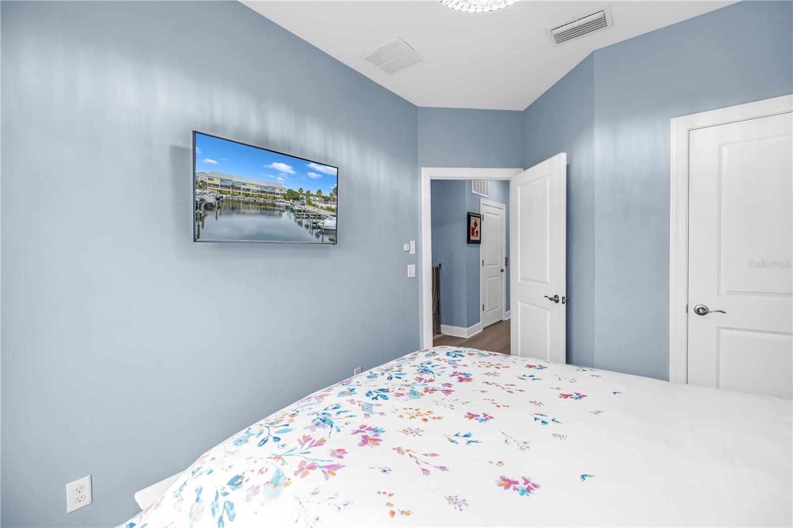 6149 ANCHORAGE WAY S, ST PETERSBURG, FL, 33712