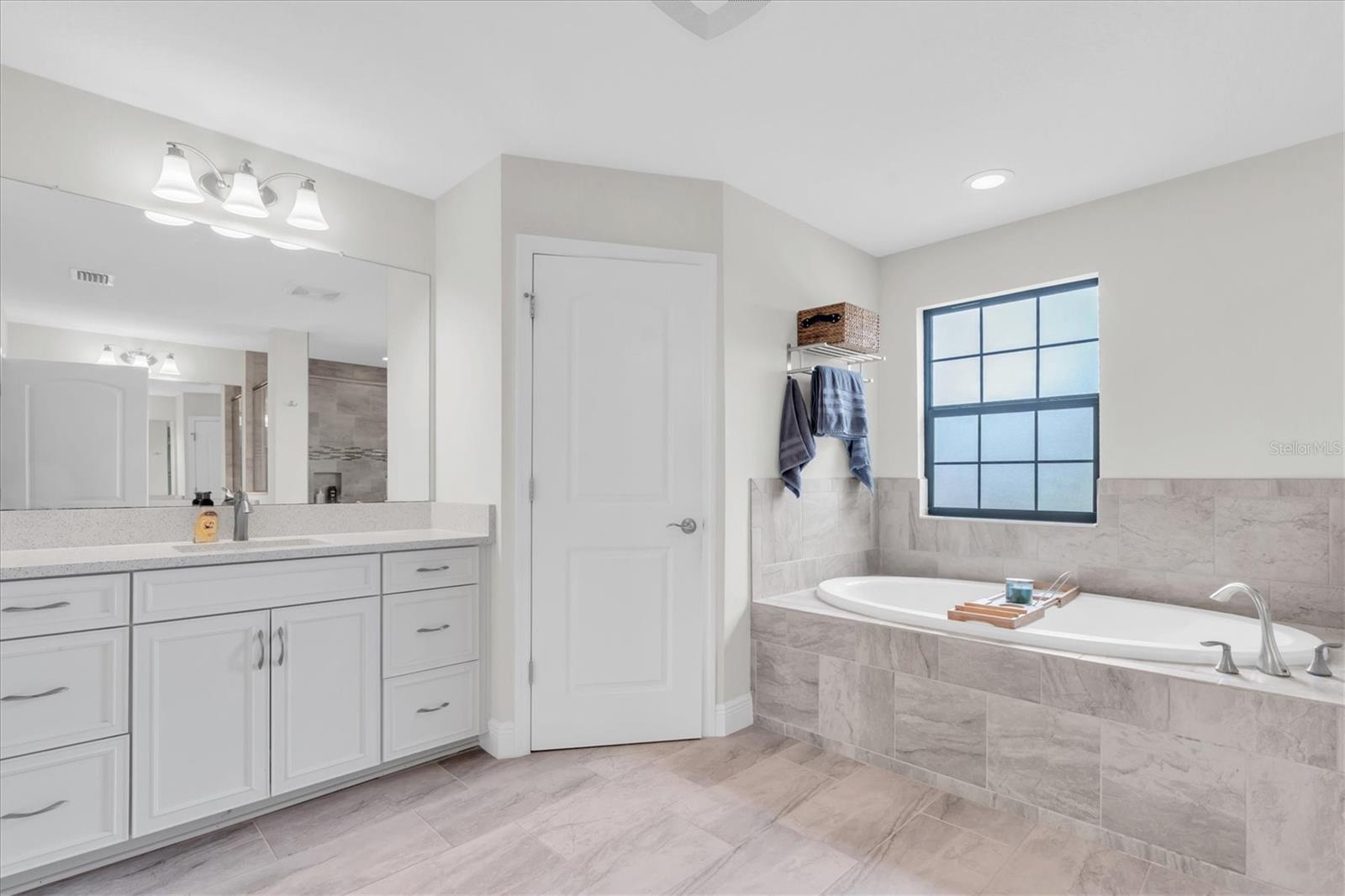 4023 BURDICK LOOP, ODESSA, FL, 33556