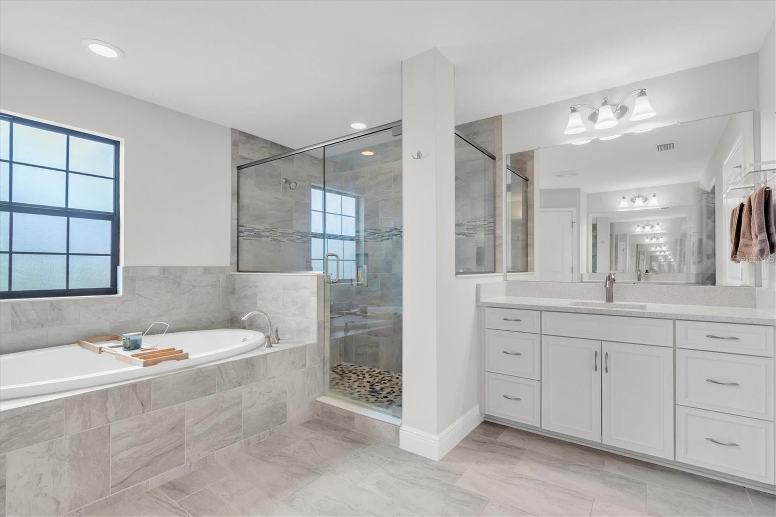 4023 BURDICK LOOP, ODESSA, FL, 33556