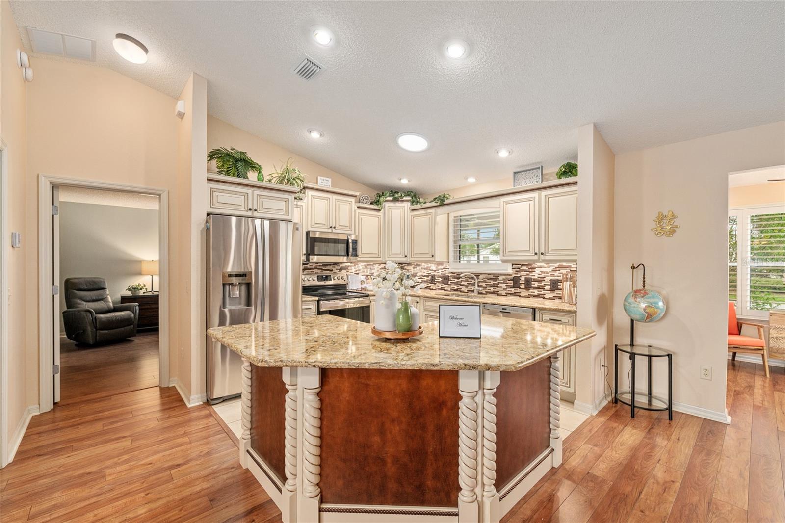 991 BARRYMOORE LOOP, THE VILLAGES, FL, 32162