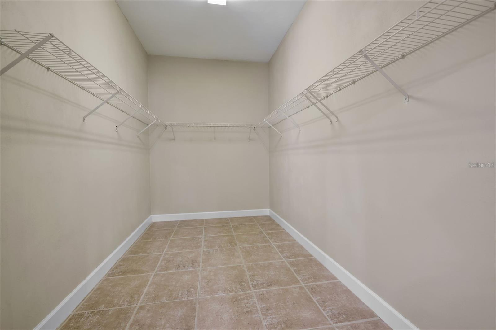 11 CYPRESS HOLLOW LN, ORMOND BEACH, FL, 32174