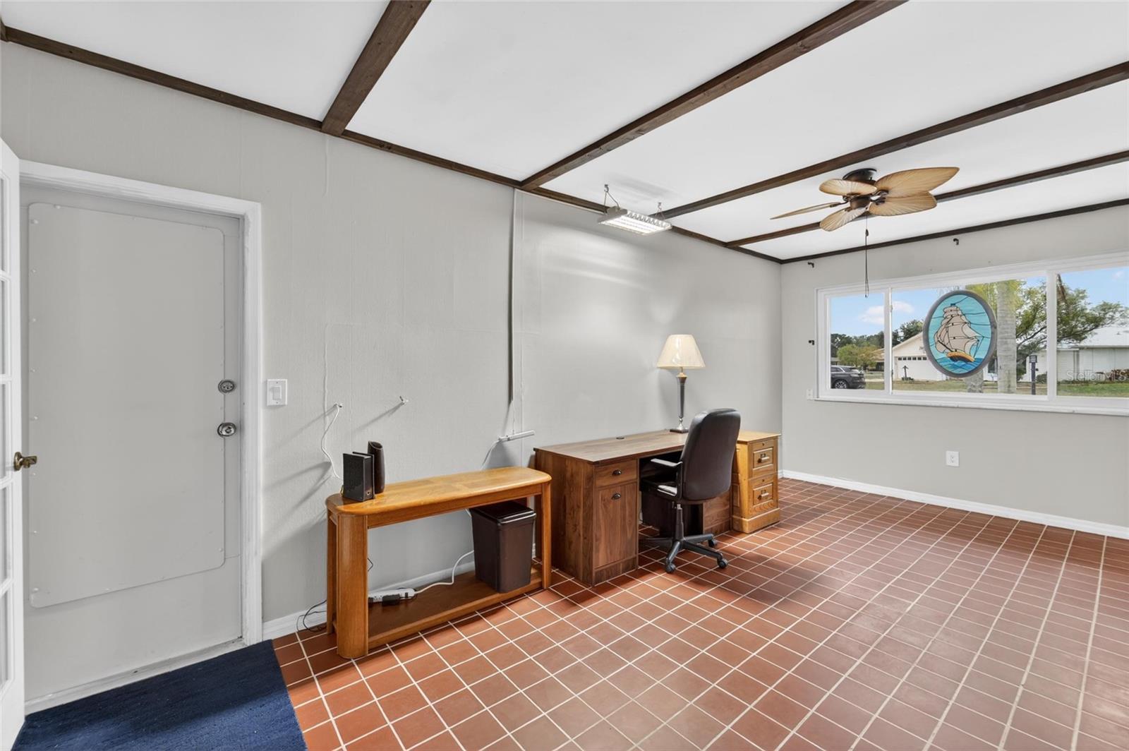 1201 FORDHAM DR, SUN CITY CENTER, FL, 33573