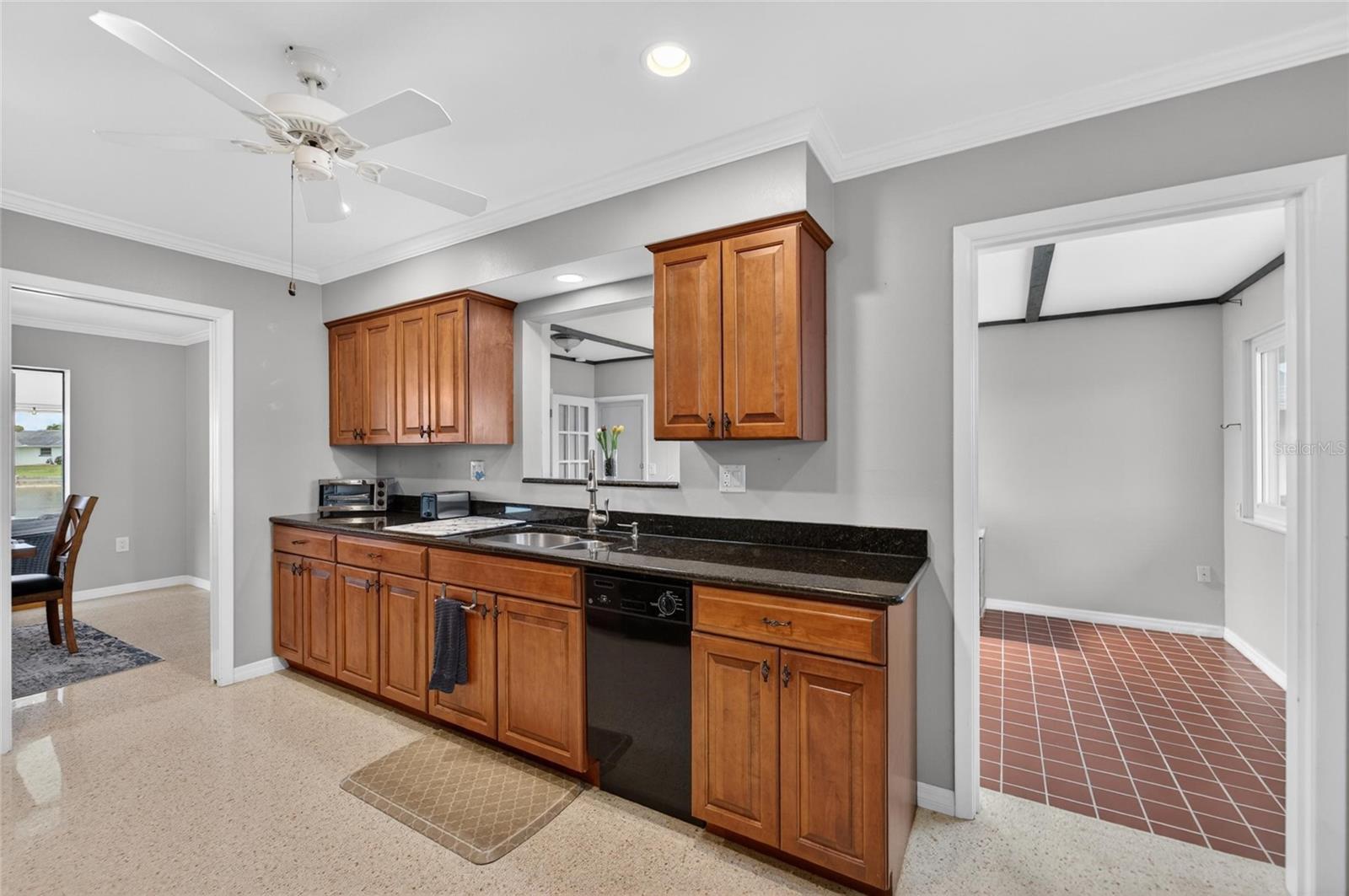 1201 FORDHAM DR, SUN CITY CENTER, FL, 33573