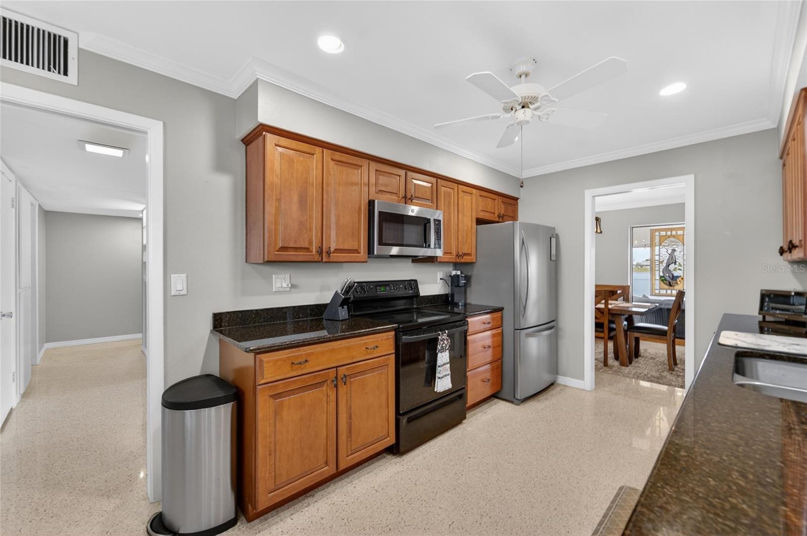 1201 FORDHAM DR, SUN CITY CENTER, FL, 33573