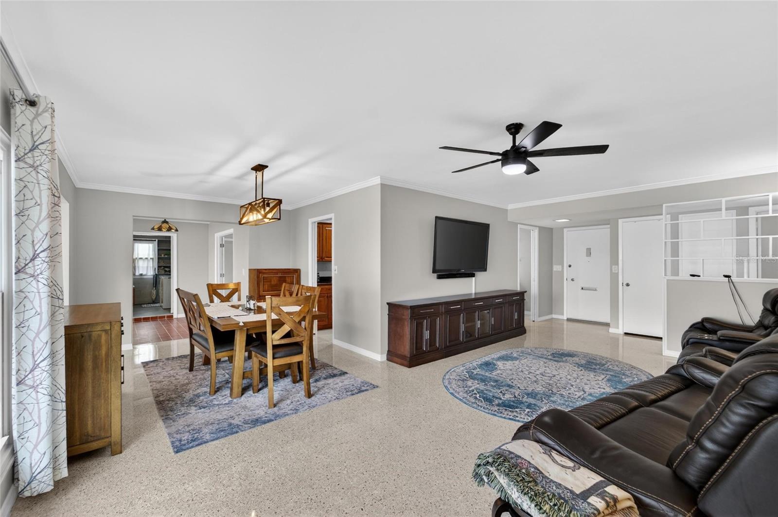 1201 FORDHAM DR, SUN CITY CENTER, FL, 33573