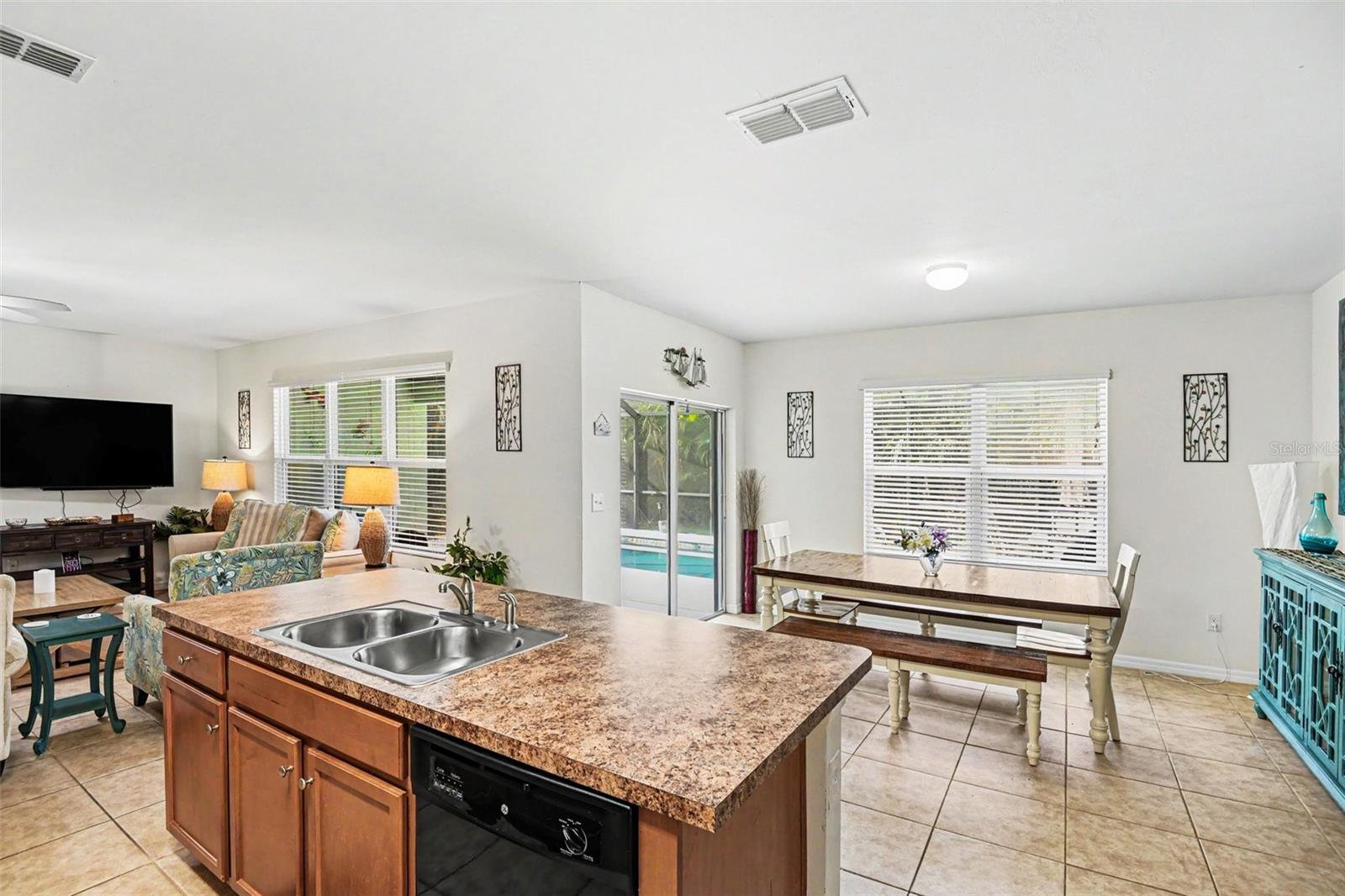 15351 ANCEL CIR, PORT CHARLOTTE, FL, 33981