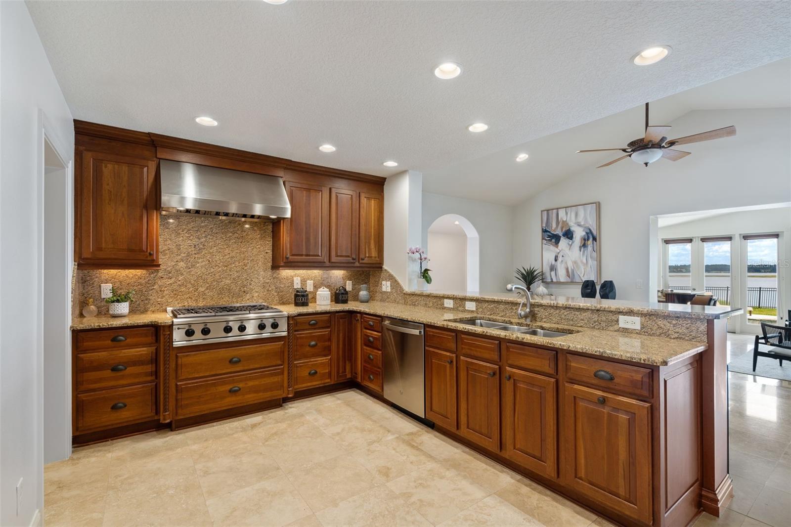 325 MAGNOLIA ST, WINDERMERE, FL, 34786