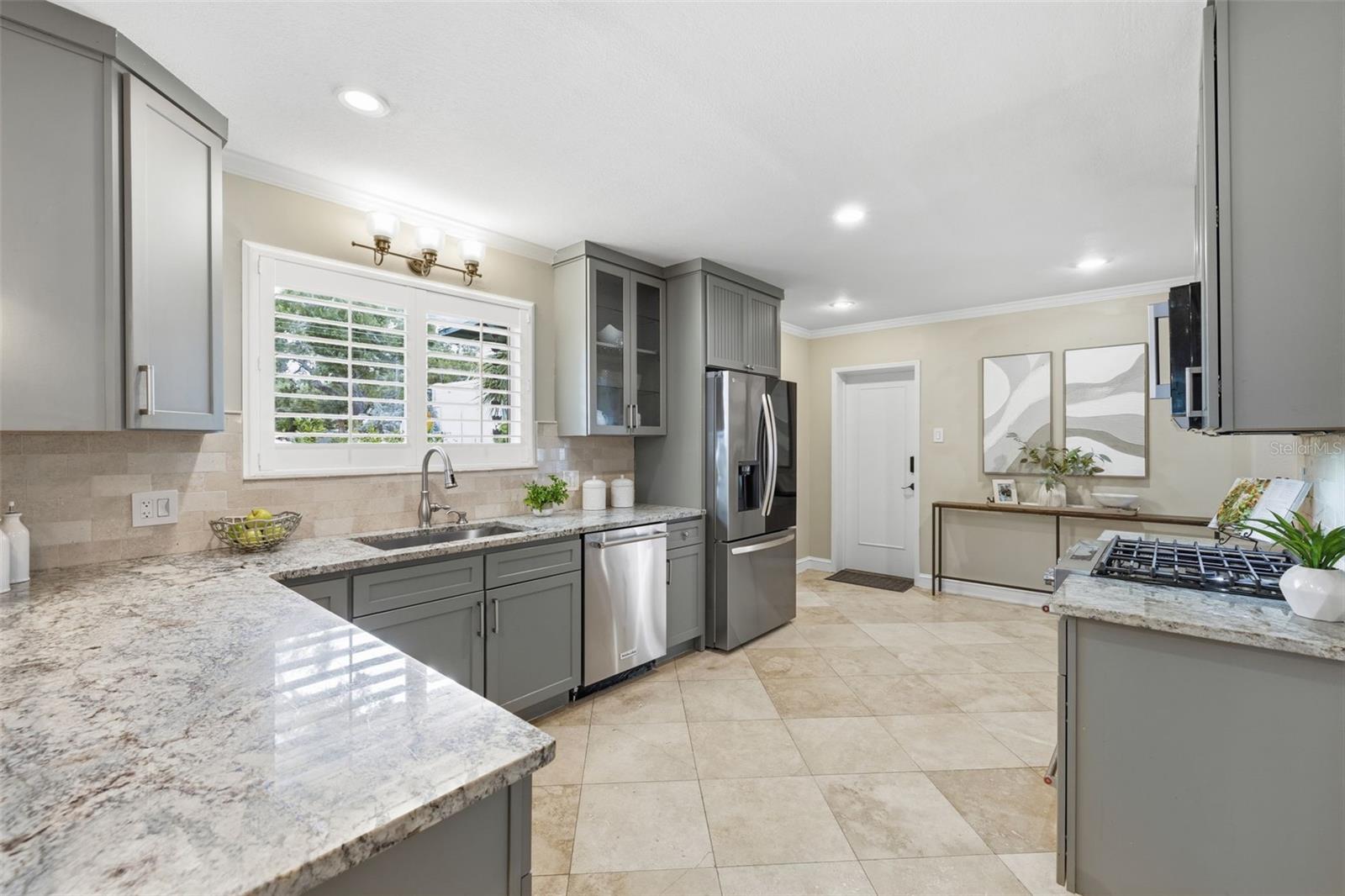 101 26TH AVE NE, ST PETERSBURG, FL, 33704