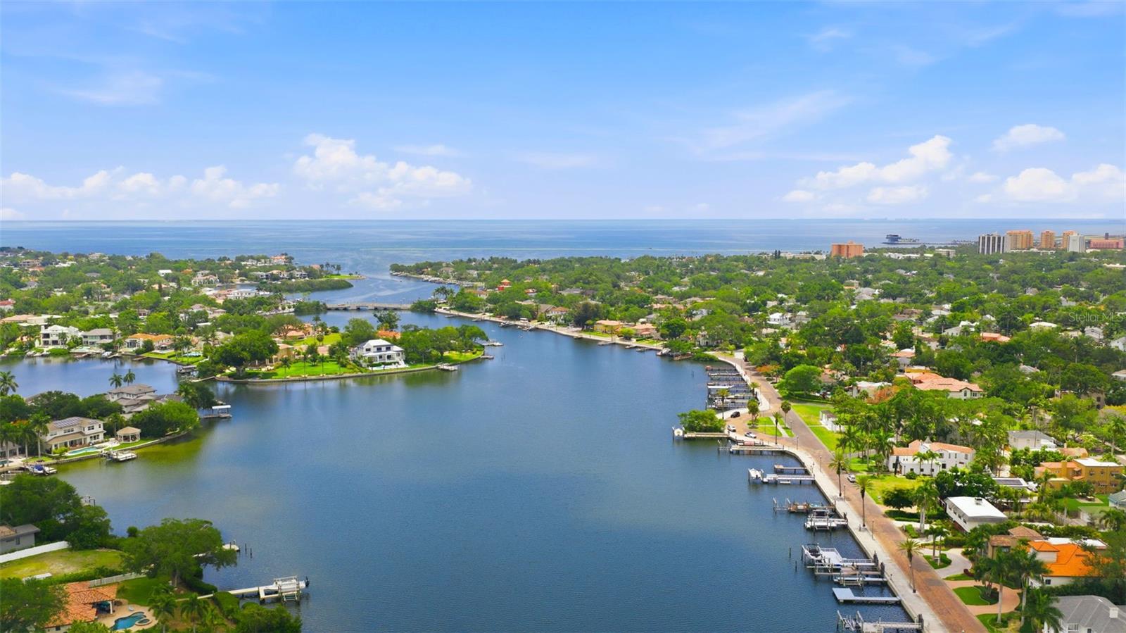 101 26TH AVE NE, ST PETERSBURG, FL, 33704