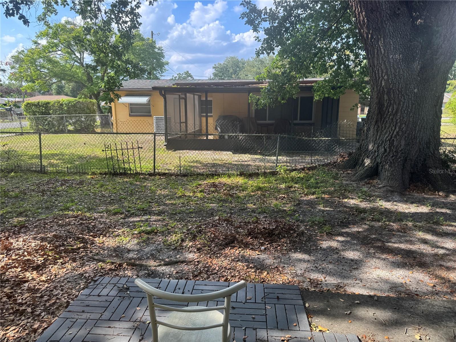 201 E BUCHANON AVE, ORLANDO, FL, 32809