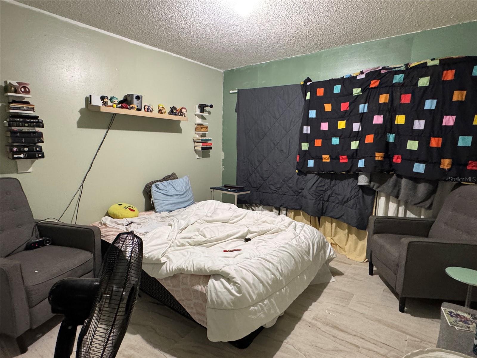 201 E BUCHANON AVE, ORLANDO, FL, 32809