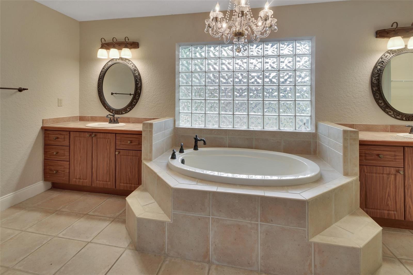 2575 GLEN DR, NEW SMYRNA BEACH, FL, 32168