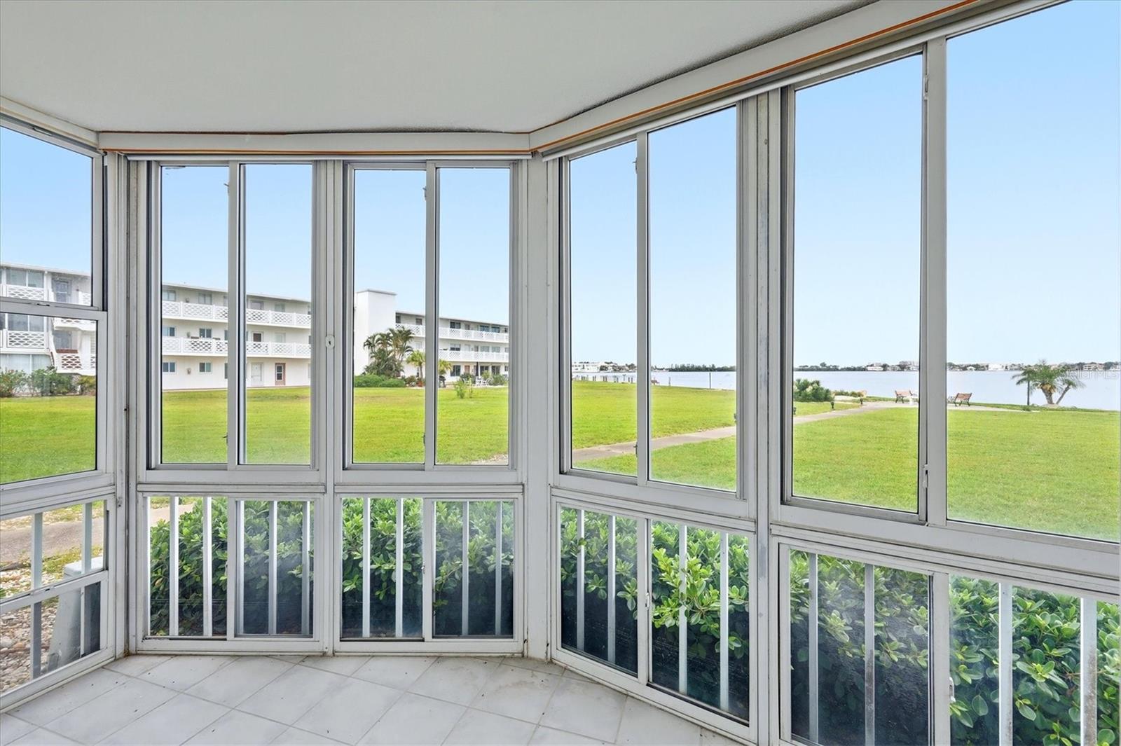769 JOHN RINGLING BLVD #4, SARASOTA, FL, 34236