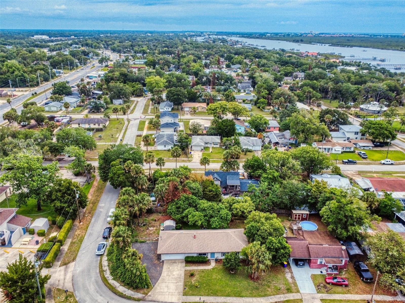 111 VALENCIA DR, EDGEWATER, FL, 32132