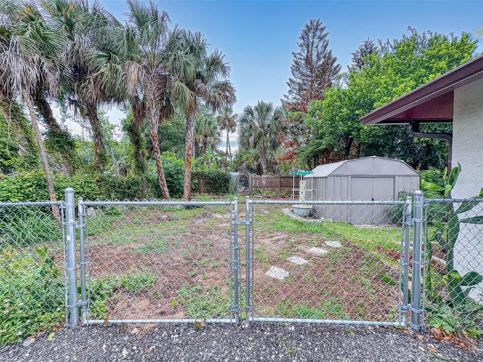 111 VALENCIA DR, EDGEWATER, FL, 32132