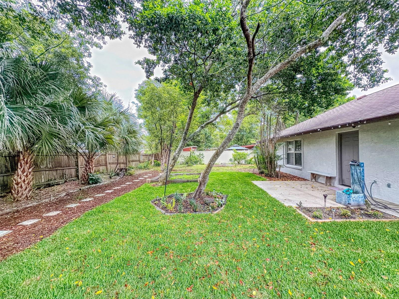 111 VALENCIA DR, EDGEWATER, FL, 32132