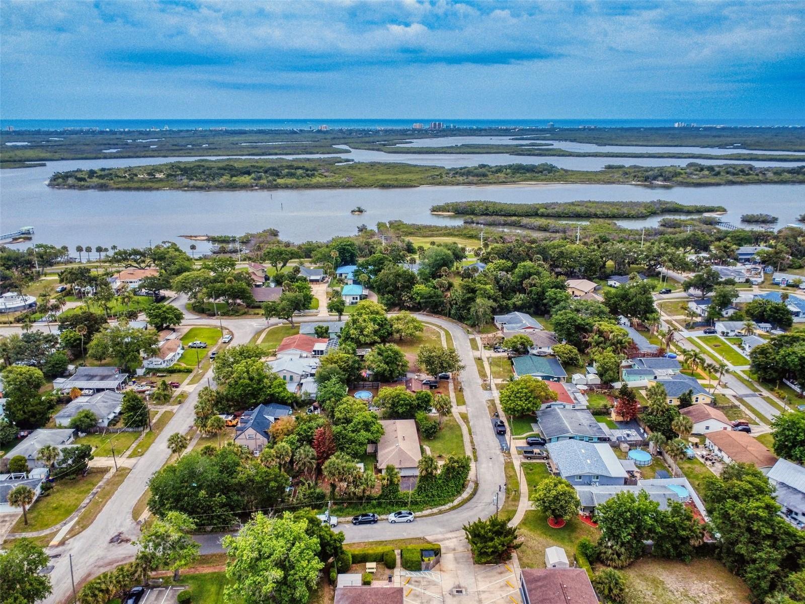 111 VALENCIA DR, EDGEWATER, FL, 32132