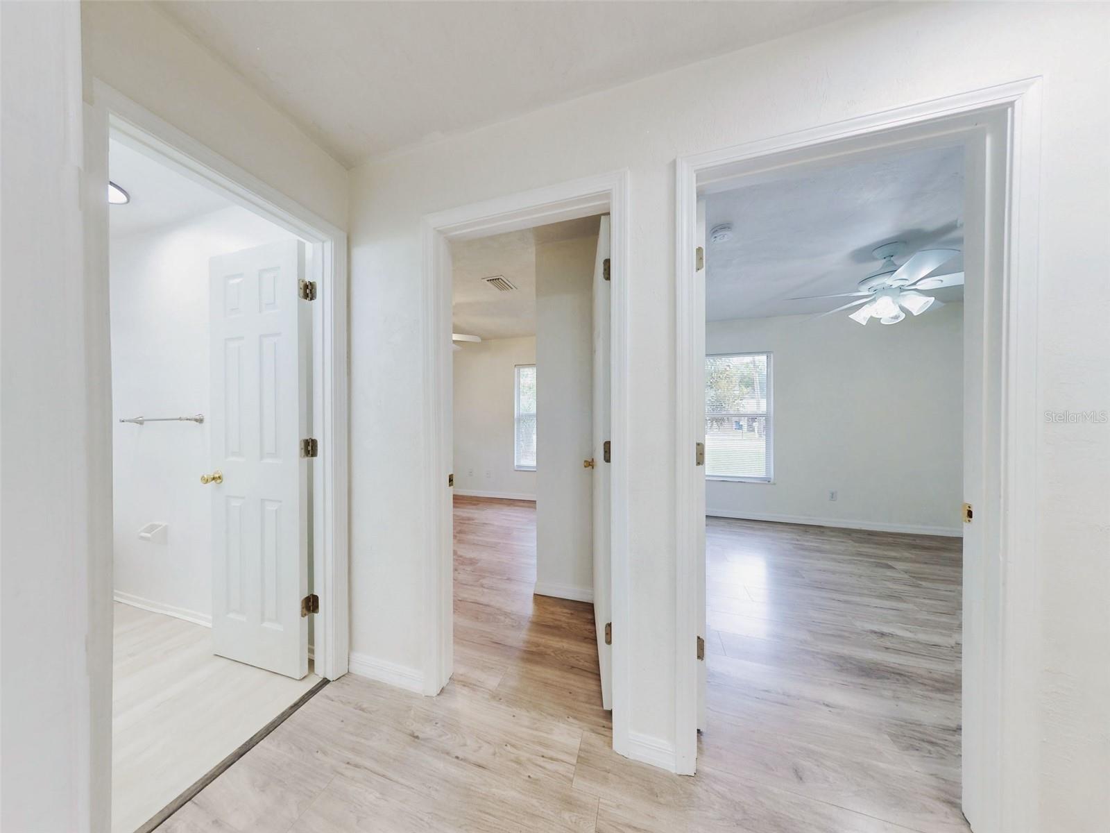 111 VALENCIA DR, EDGEWATER, FL, 32132