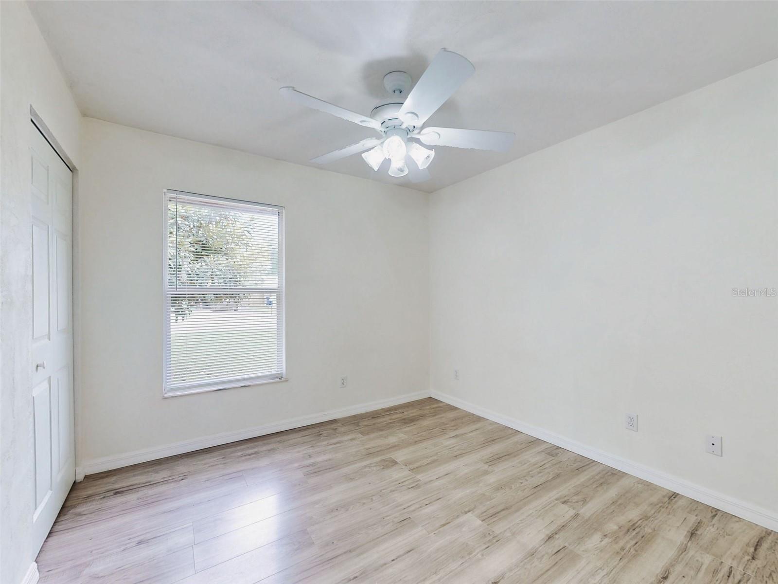 111 VALENCIA DR, EDGEWATER, FL, 32132