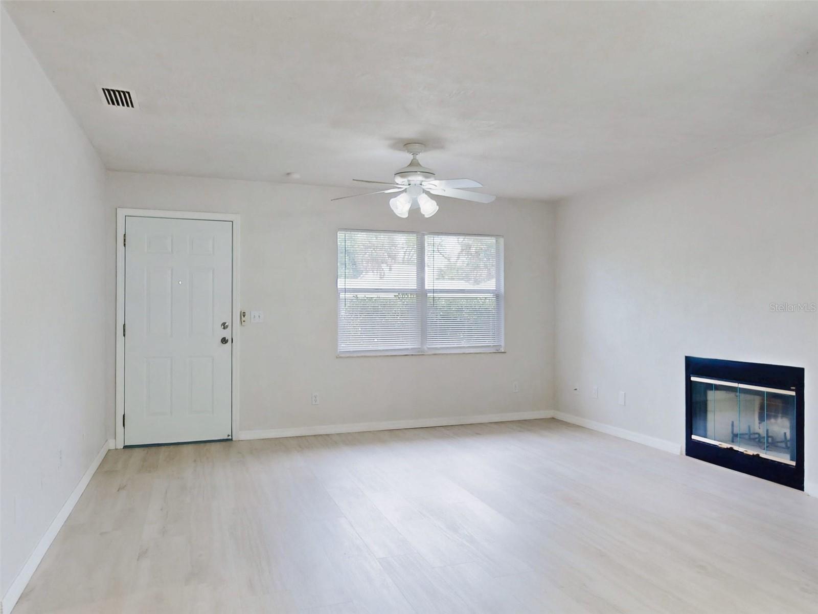 111 VALENCIA DR, EDGEWATER, FL, 32132